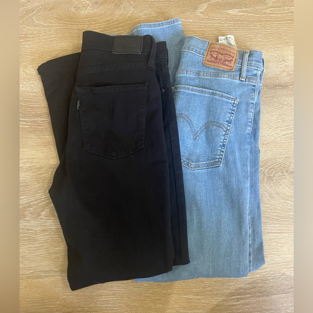 Levi’s High Waisted Jeans (2 Pairs) Size 30